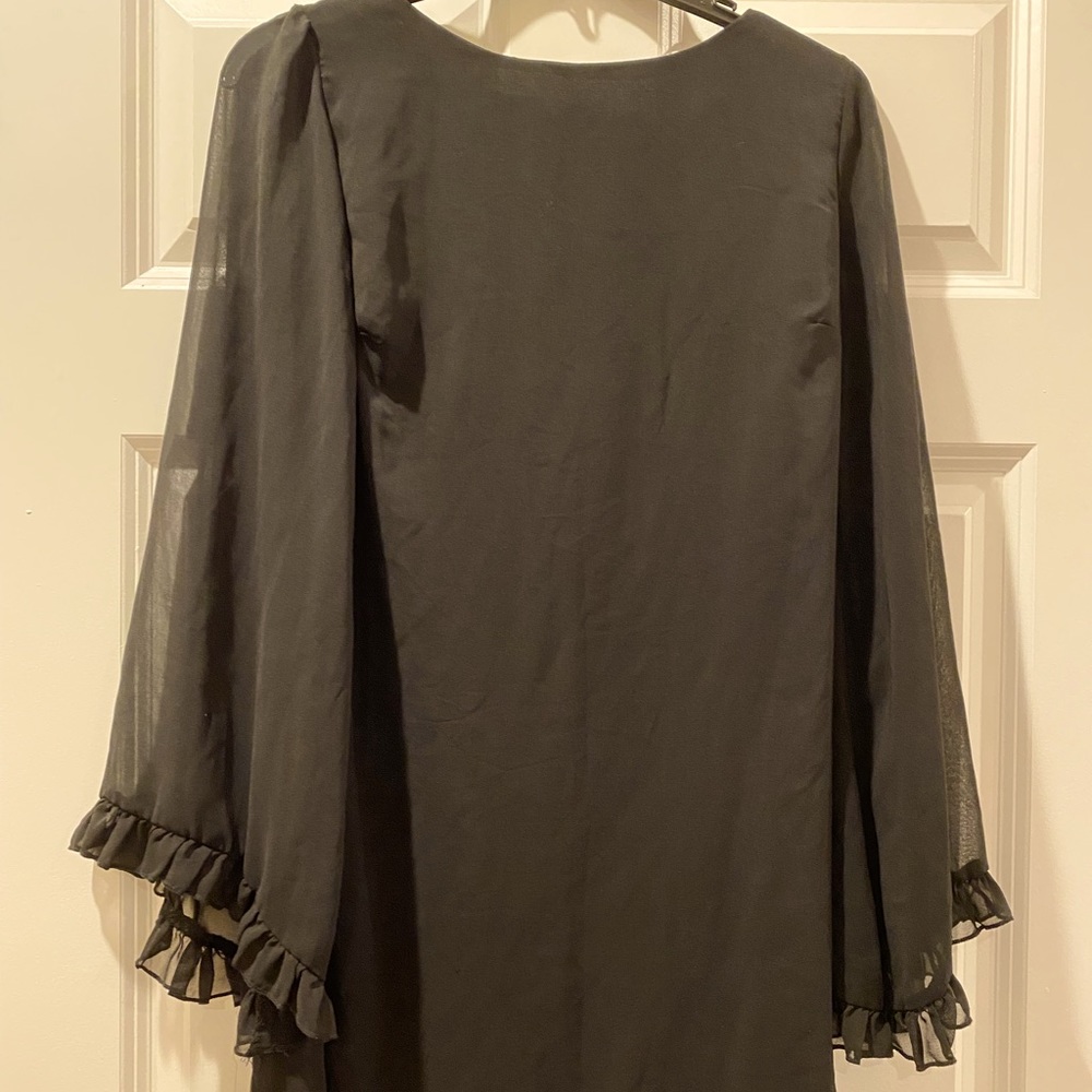 Dining dress